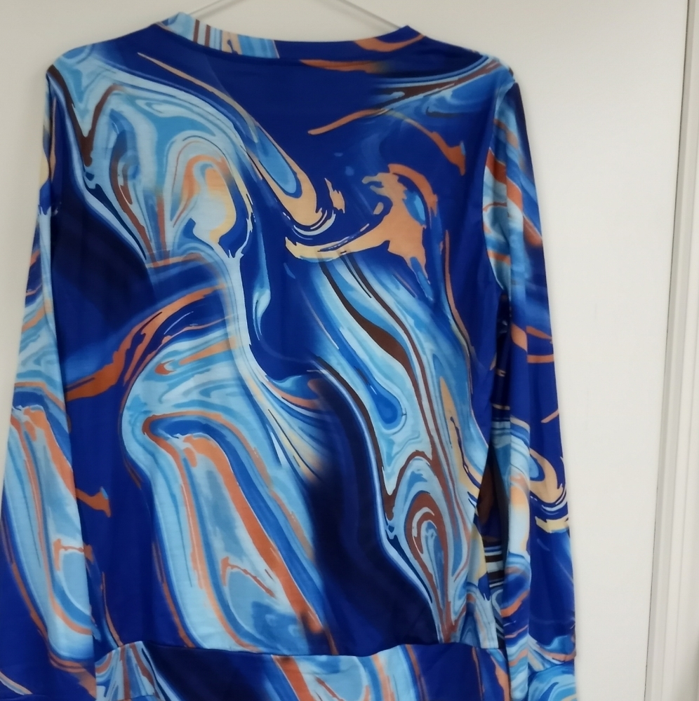 Emery Rose top.  Not new but great condition.